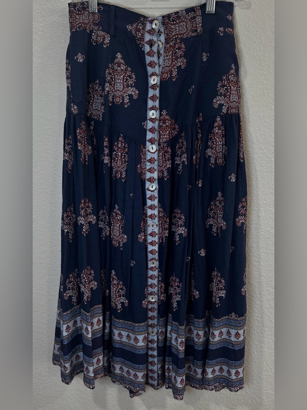 Sundance Skirt Womens XSmall Blue Boho Paisley. Button Front Midi Lined